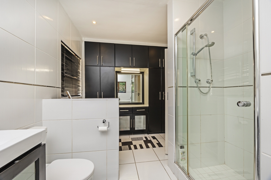 4 Bedroom Property for Sale in Kenridge Western Cape